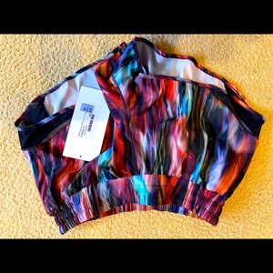 Lululemon Hotty Hot shorts 2.5” NWT